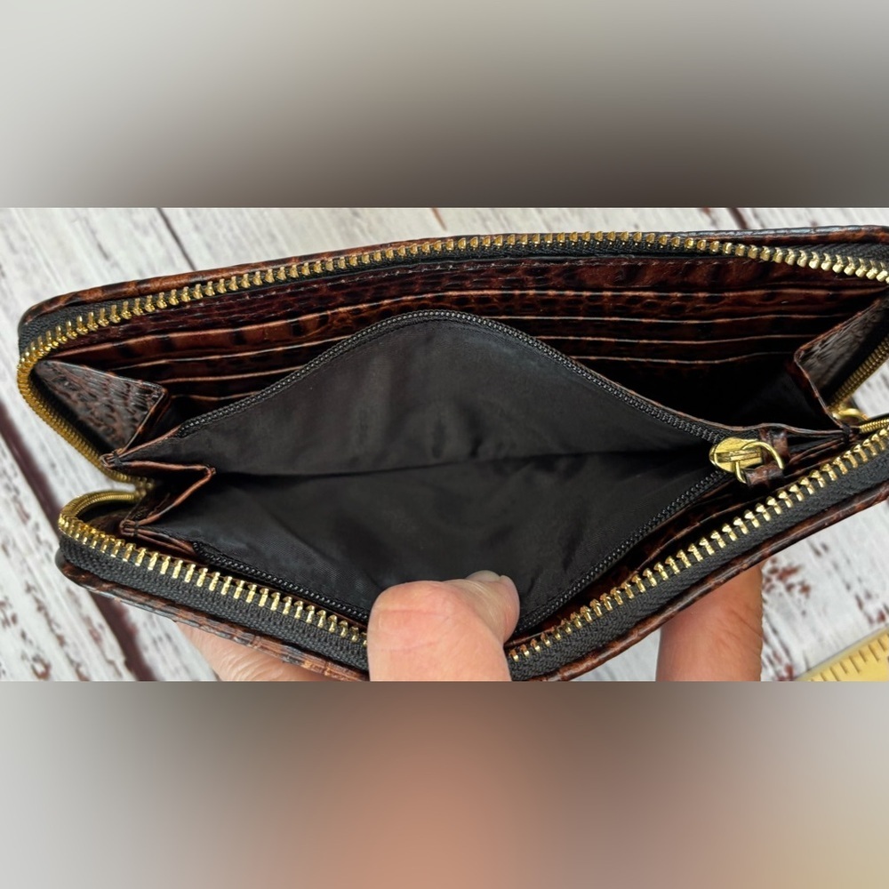 Brahmin Suri Wallet - Picture 6 of 7